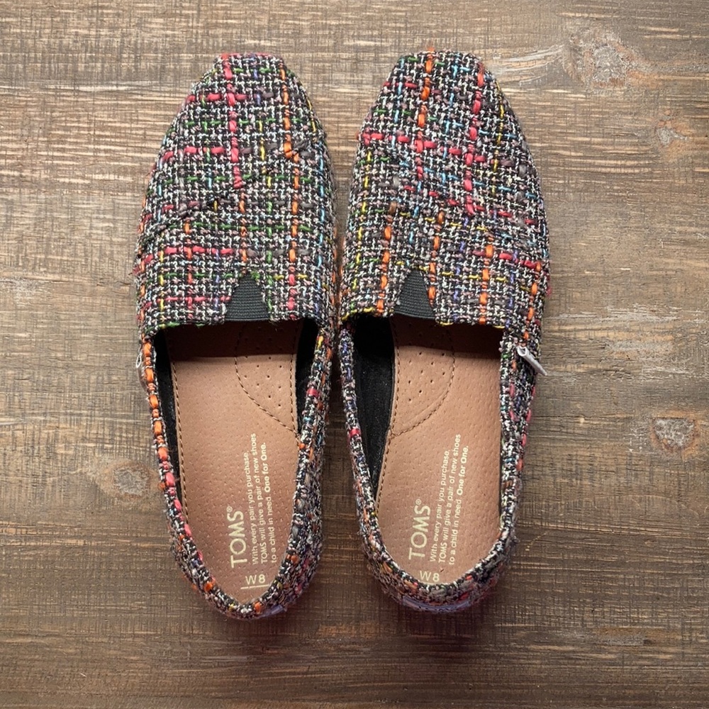 Toms Flats sized W8